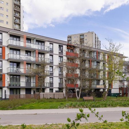 Elegant Apartment In Cracow With Balcony, Parking And Desk By Noclegi Renters Krakau Exterior foto